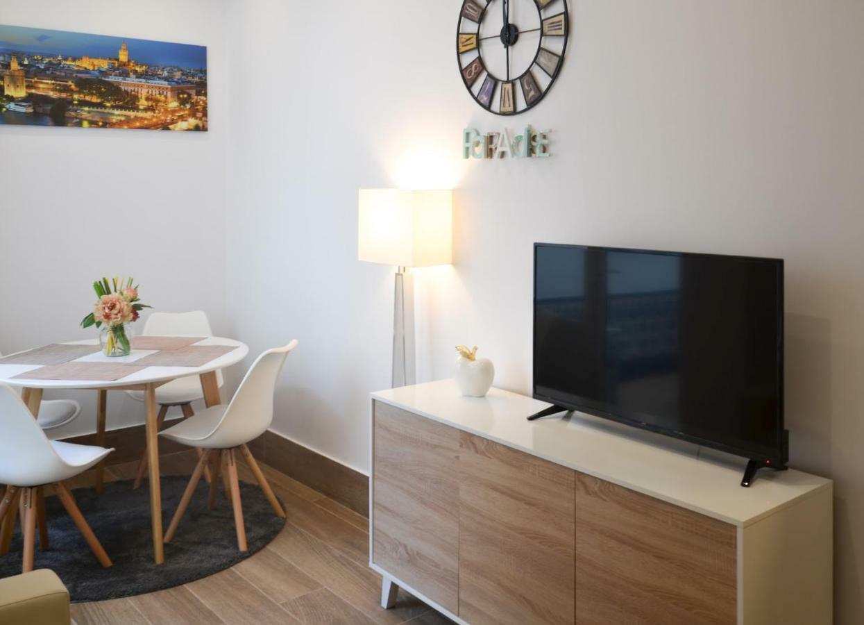 Apartamento San Jacinto III Севілья Екстер'єр фото
