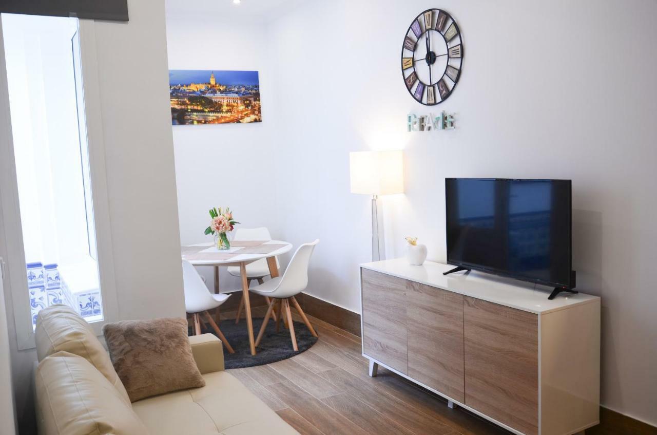 Apartamento San Jacinto III Севілья Екстер'єр фото